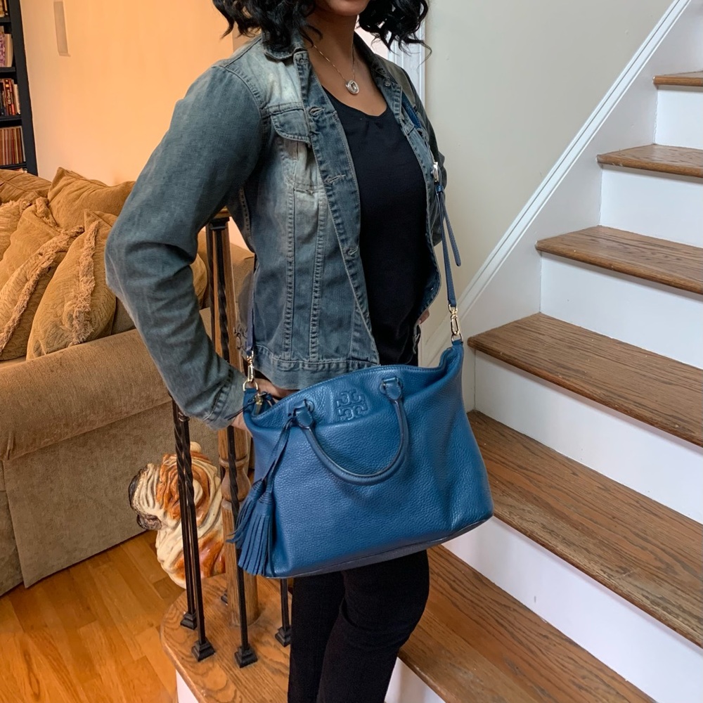 Tory Burch Thea Medium Satchel! GUC - Picture 9 of 10